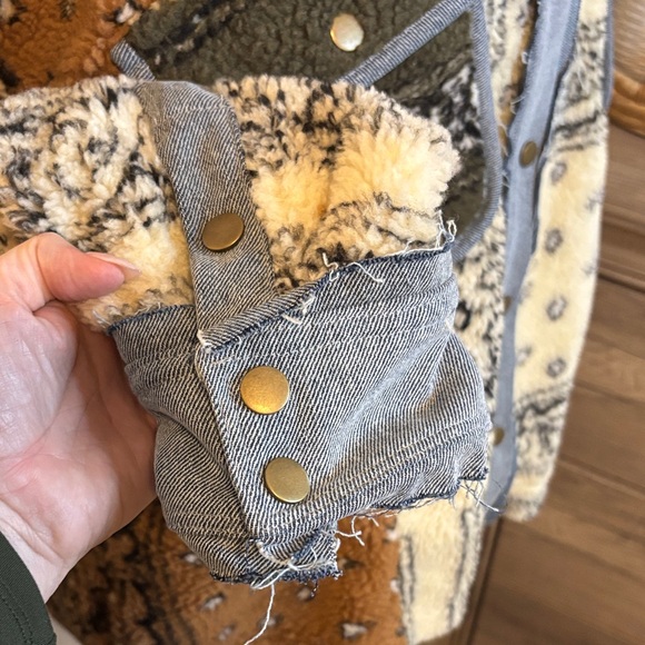 Oli & Hali Multicolor Patchwork Jacket - Picture 3 of 6